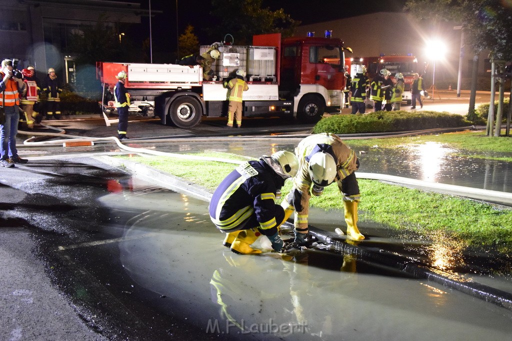 Grossbrand Halle Troisdorf Kriegsdorf Junkersring P712.JPG - Miklos Laubert